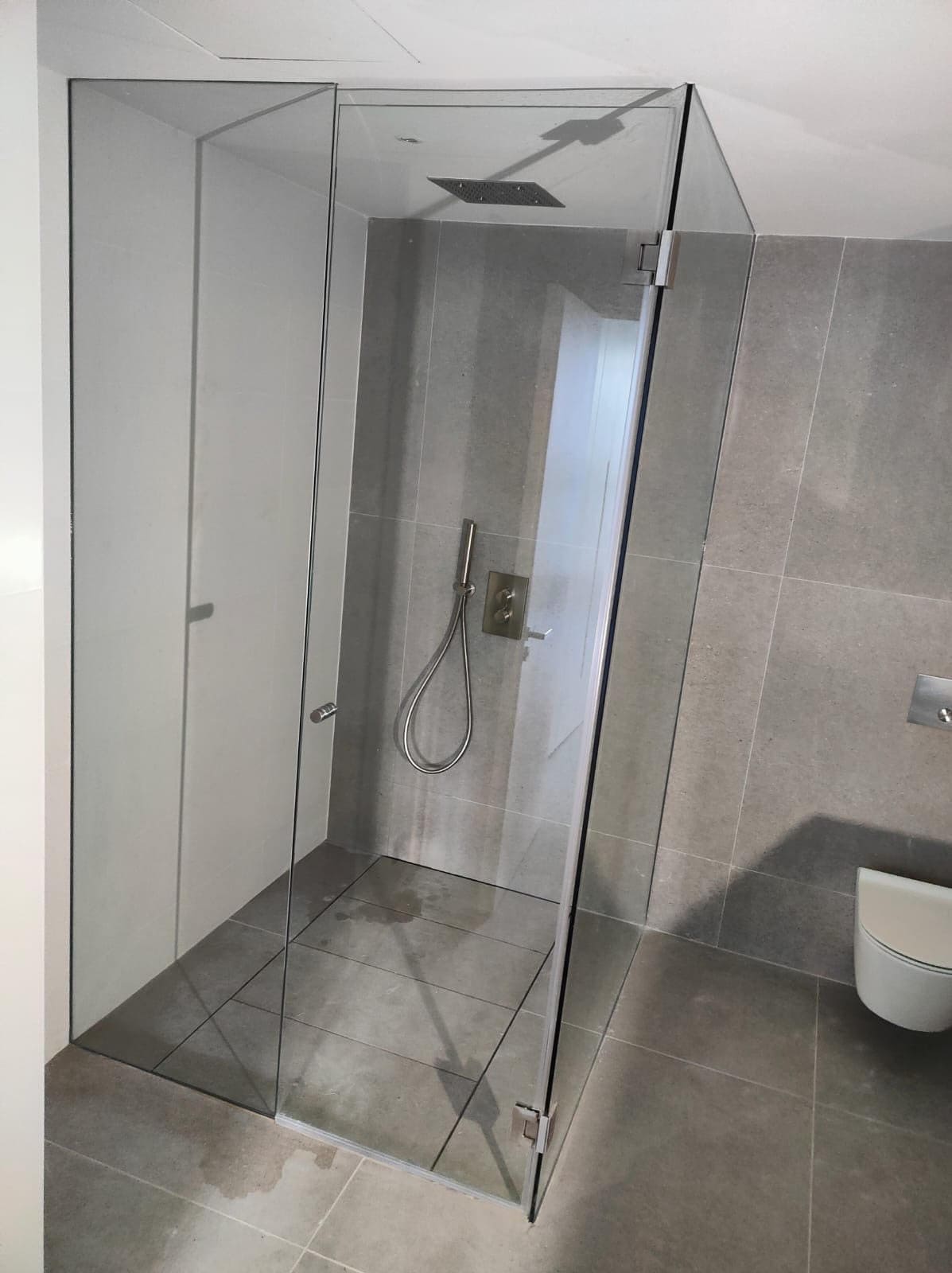 trabajos mamparas mallorca 5